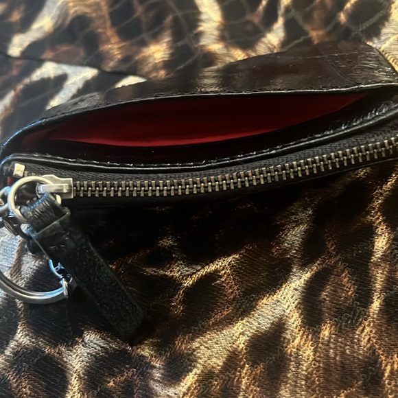 Juicy couture leather wallet 🖤 - Picture 4 of 4